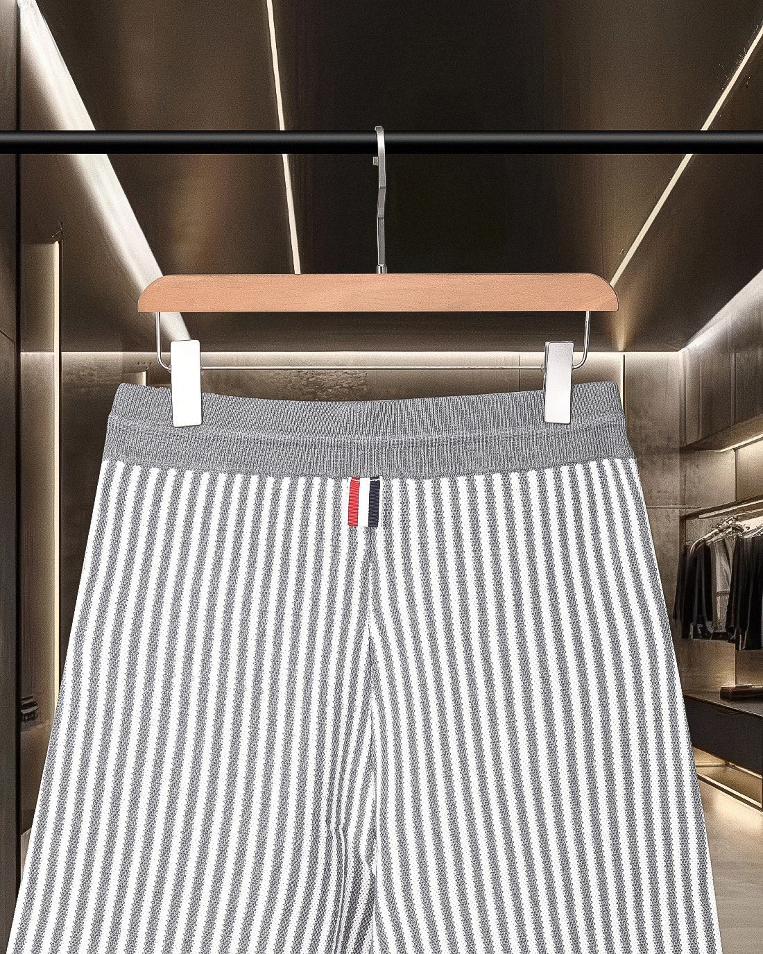 Thom Browne Style Four-Bar Stripe Knit Shorts