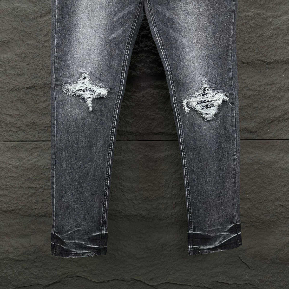 AMIRI White Ribbed Patch Distressed Slim‑Fit Denim Jeans