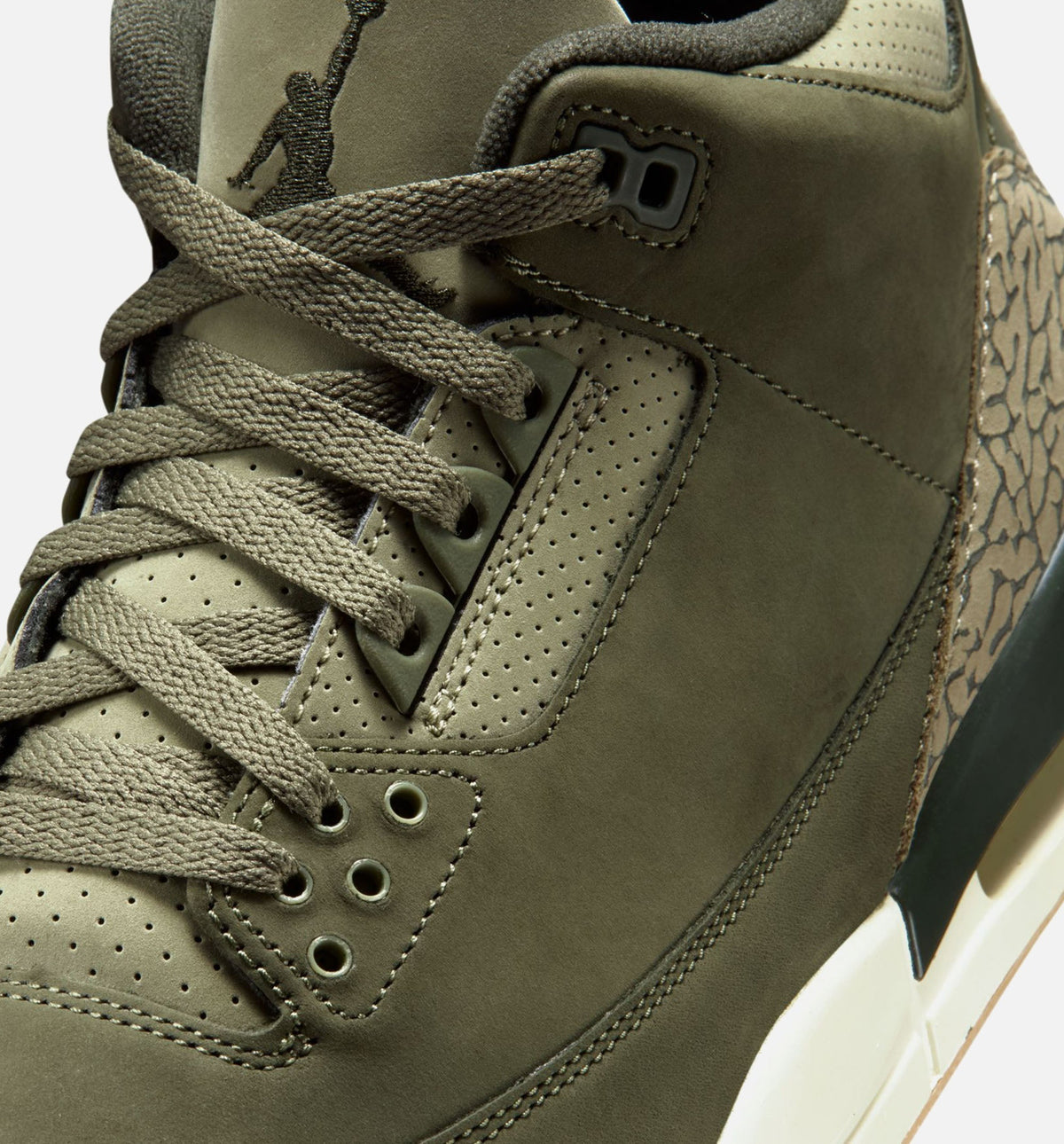 Air Jordan 3 Retro Medium Olive Men's Lifestyle Shoes - Medium Olive / Sequoia / Neutral Olive / Sail / Total Crimson