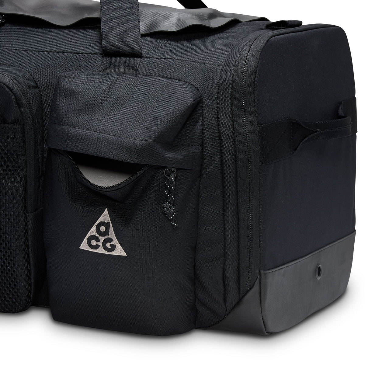 Nike ACG "Daymax" Duffel Bag  - HJ8185-010