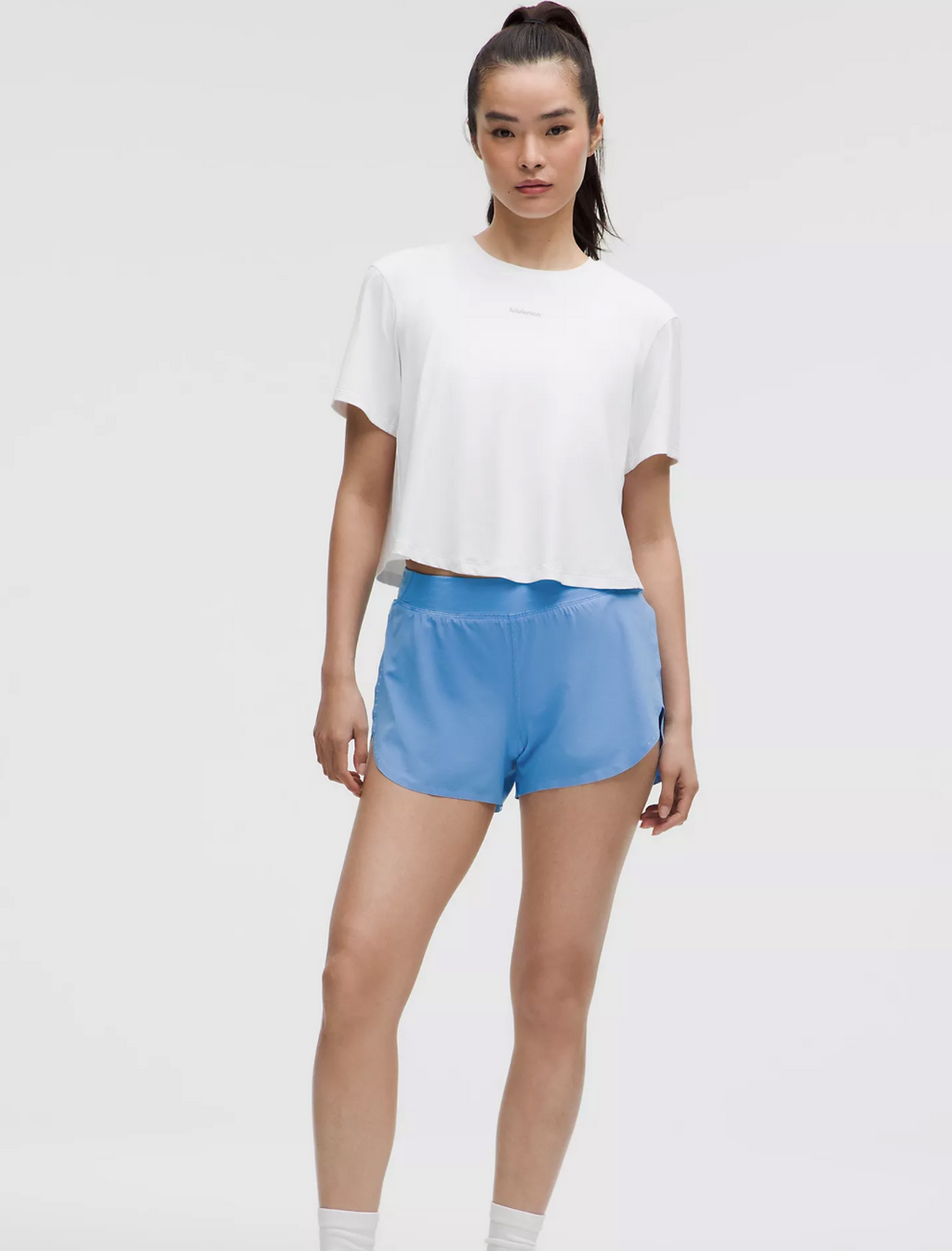 Fast and Free High-Rise Classic-Fit Split Short 3''