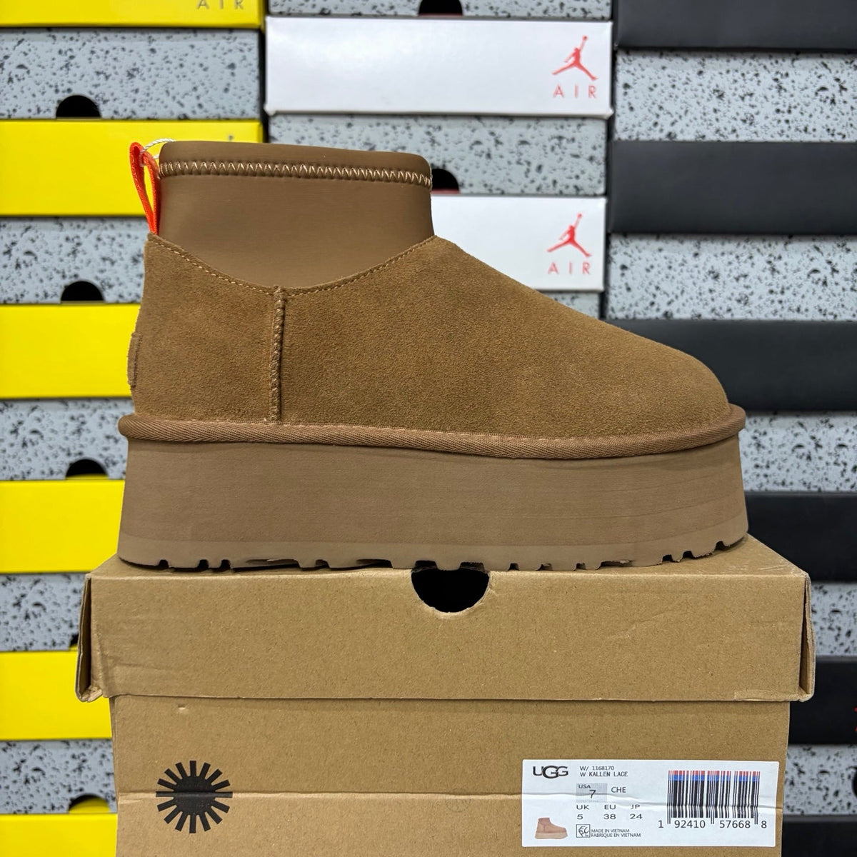 UGG Classic Ultra Mini Platform Boot – Women’s Suede Ankle Boot with Neoprene Collar in Chestnut