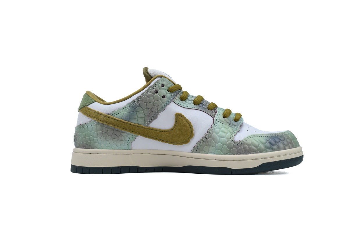 Nike SB Dunk Low Alexis Sablone Chameleon Reps Sneakers HJ3386-300