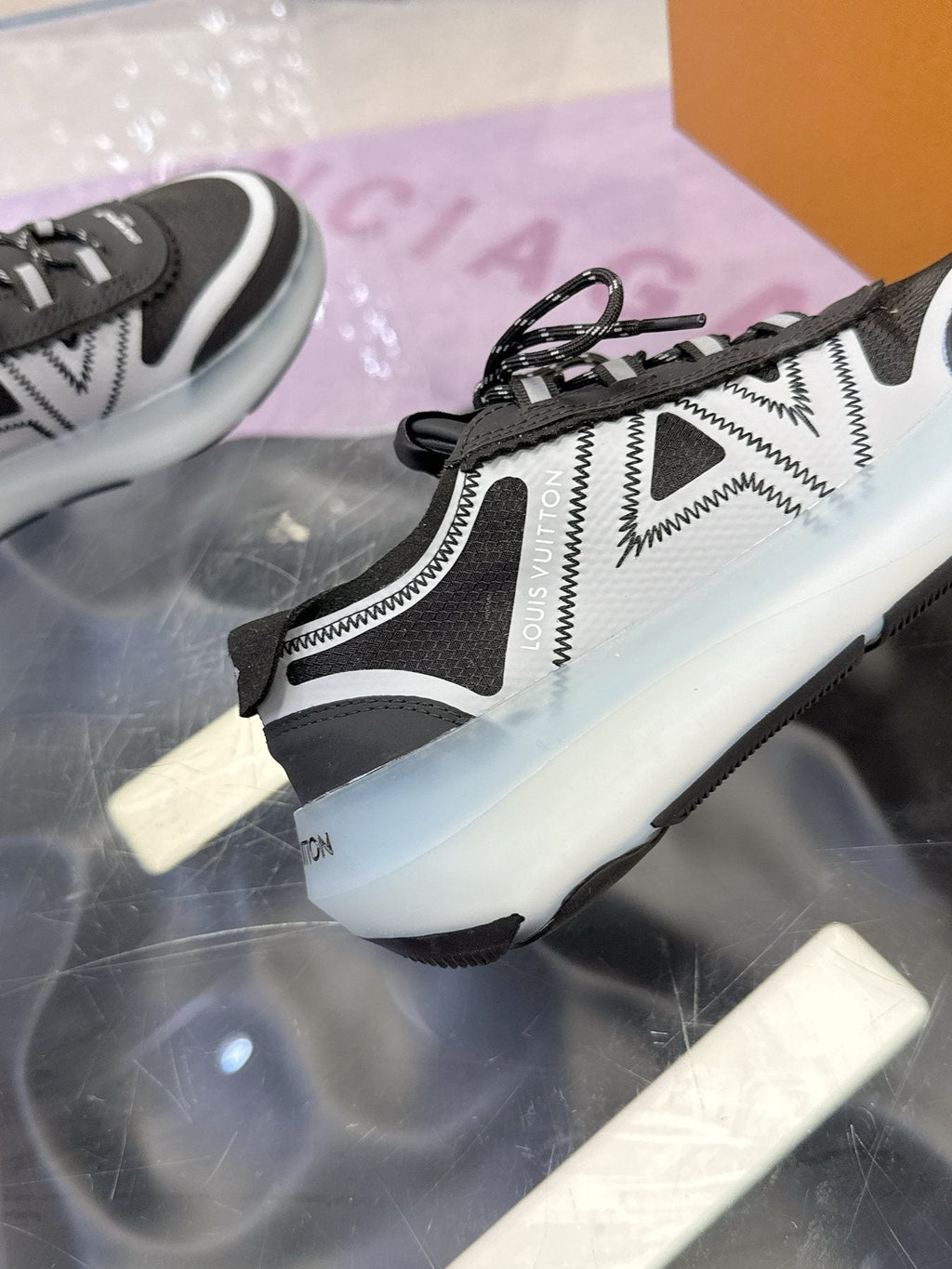 Louis Vuitton Mesh Panel Low-Top Sneakers