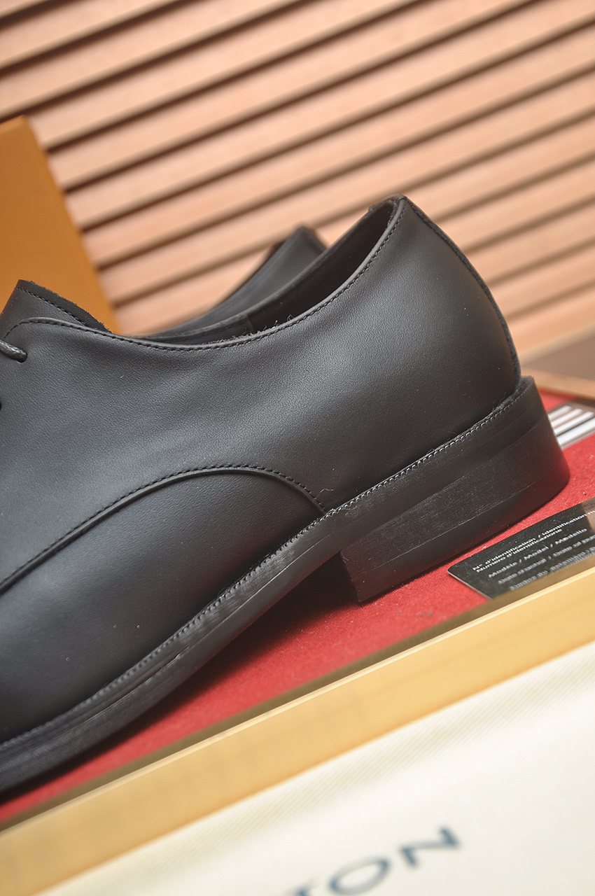 Louis Vuitton Black Monogram Tongue Lace-Up Dress Shoes
