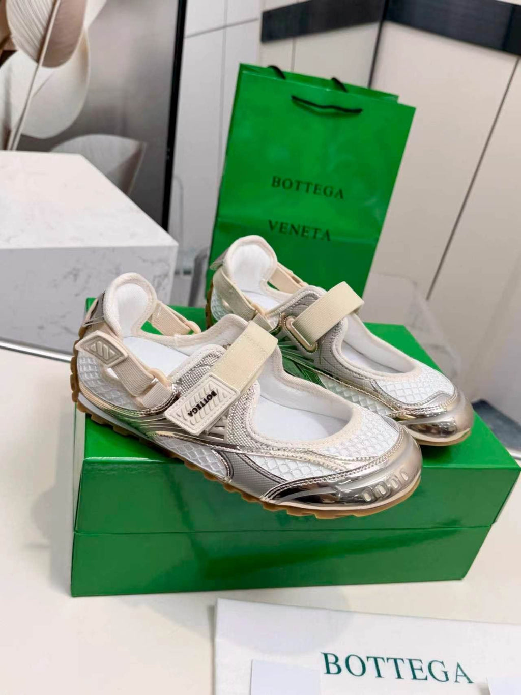 Bottega Veneta White & Silver Strap Low-Top Sneakers