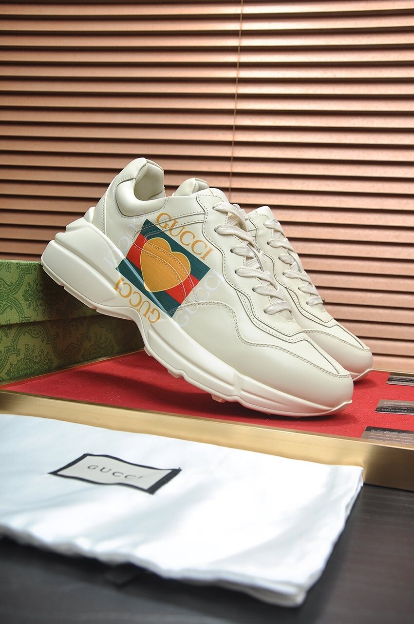 Gucci Off-White Graphic Sneakers - Layered Upper And Sculpted Sole