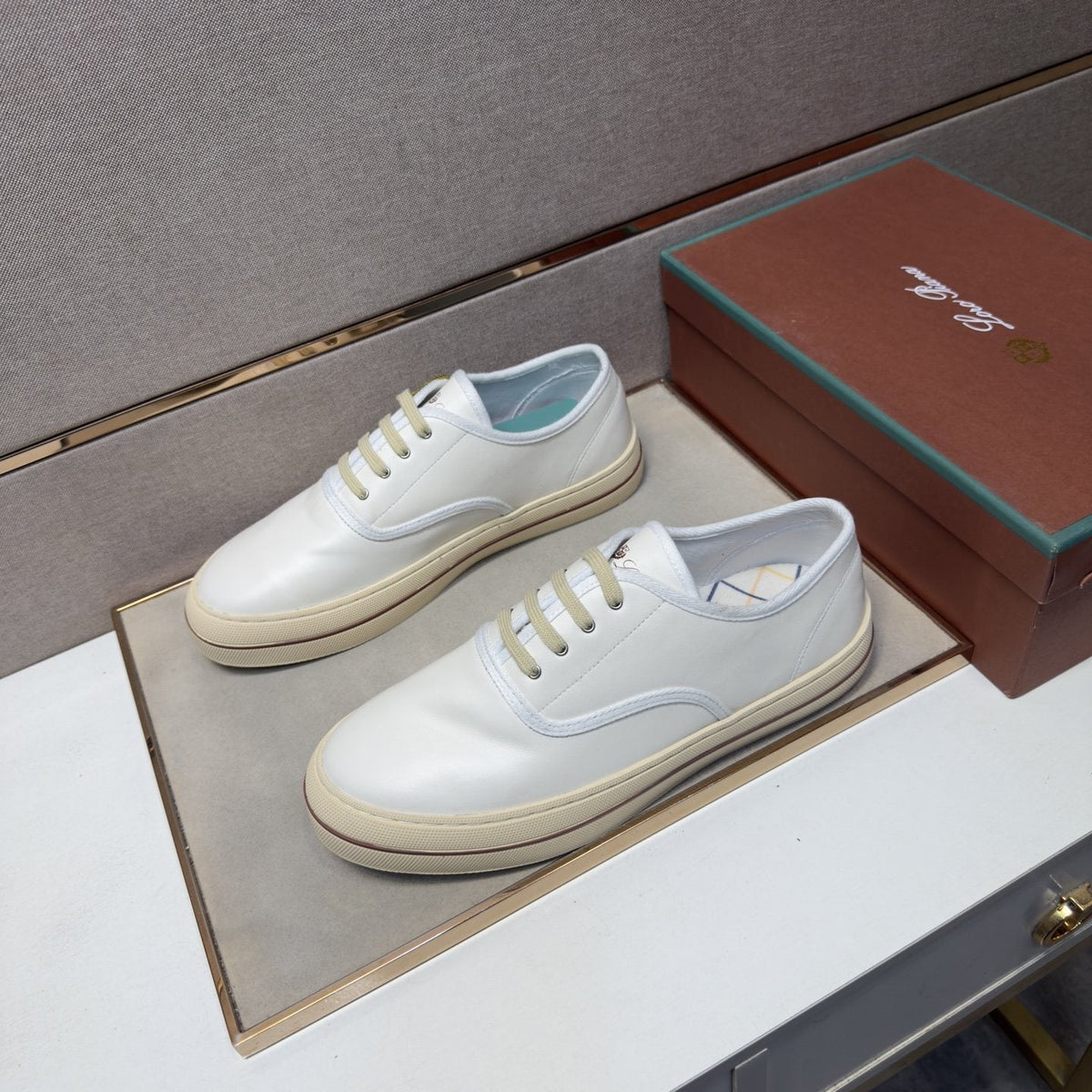 Men's Low-Top Lace-Up Sneakers