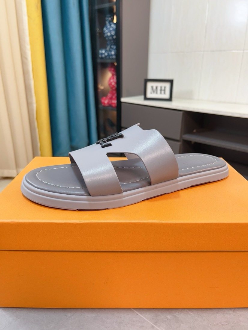 Louis Vuitton Embossed Men's Slide Sandals - Textured Outsole