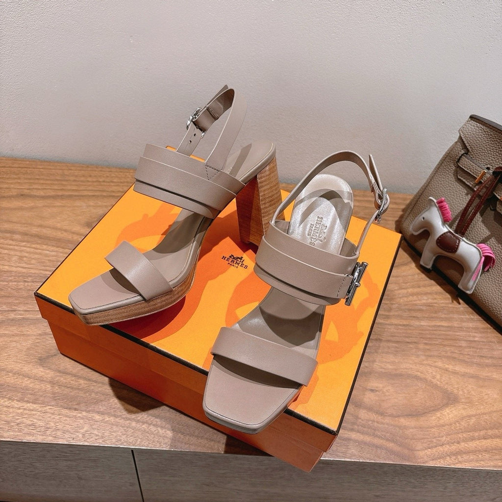 Hermès Women's Square-Toe Block-Heel Sandals