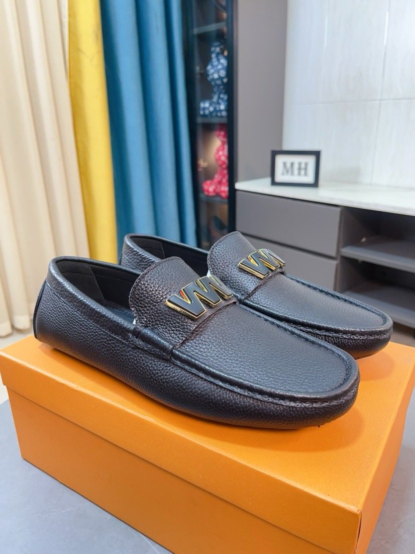 Louis Vuitton Pebbled Driving Loafers