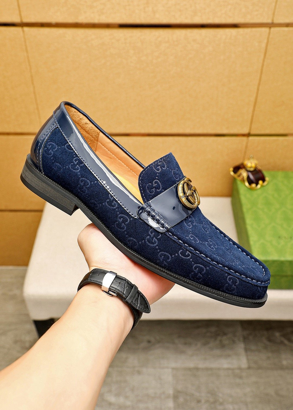 Gucci Monogram Logo-Hardware Loafers