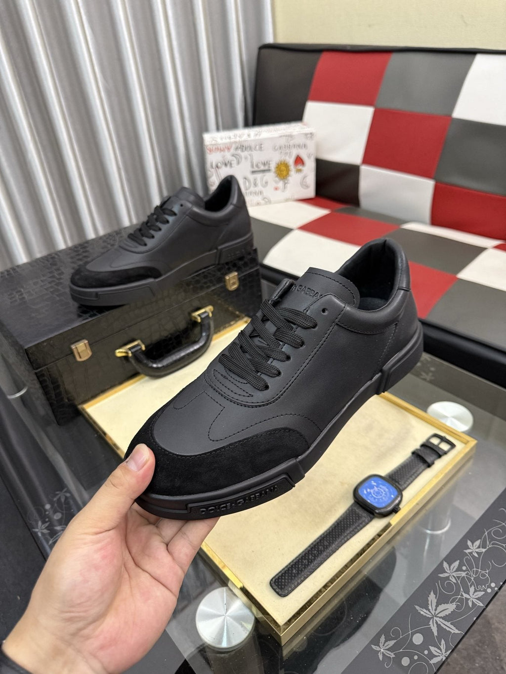 Dolce & Gabbana Low-Top Lace-Up Sneakers - Rounded Toe