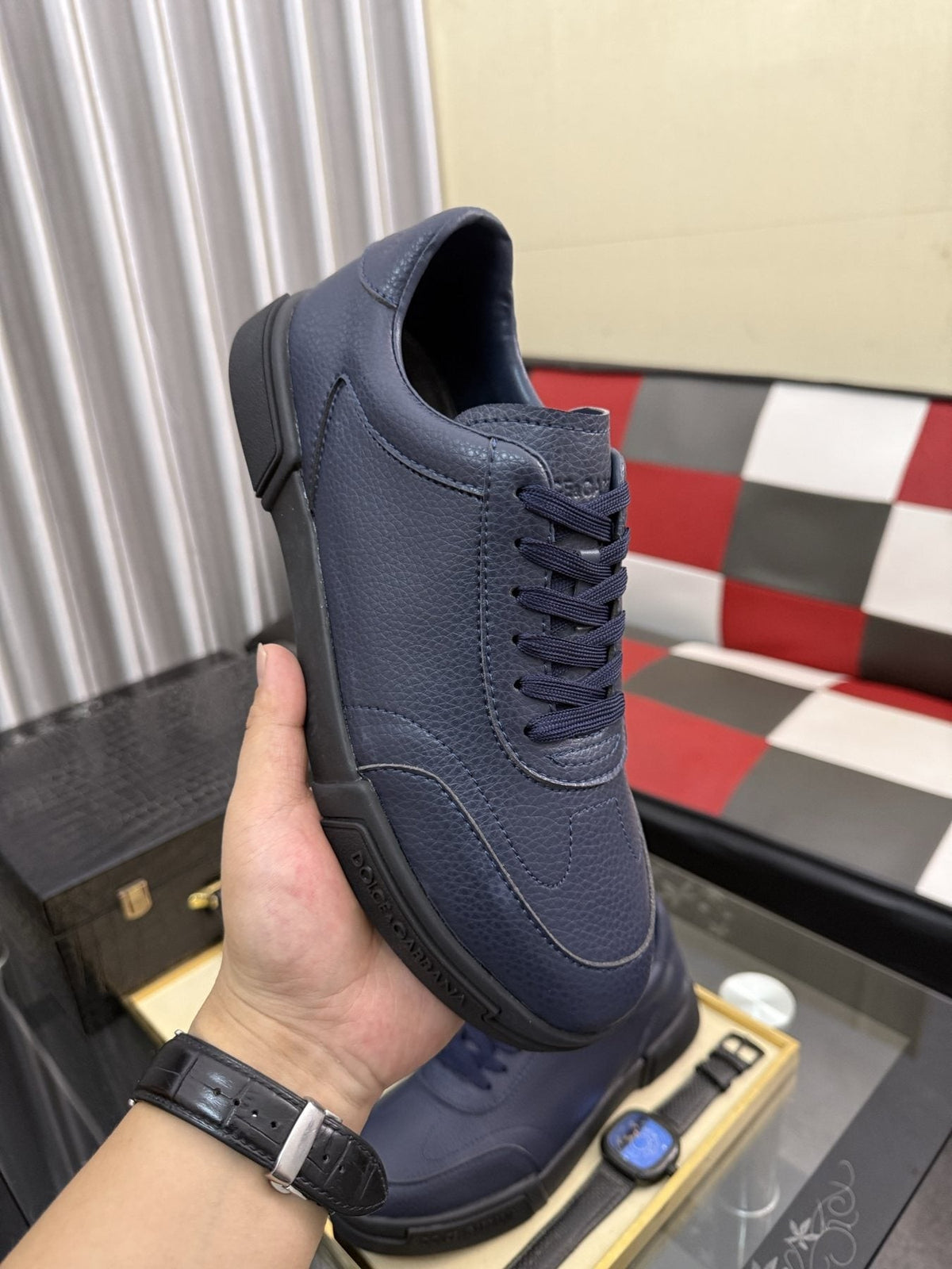 Dolce & Gabbana Low-Top Lace-Up Sneakers - Rounded Toe