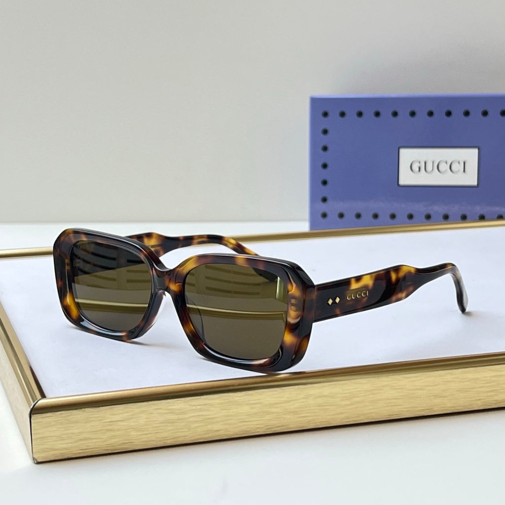 Gucci Sunglasses – GG1531SK